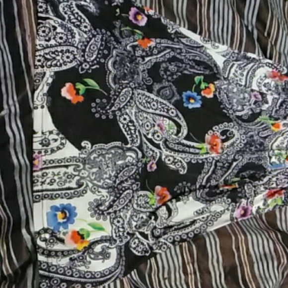 Summer dress - Picture 2 of 4